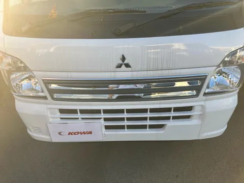 Mitsubishi Minicab Truck