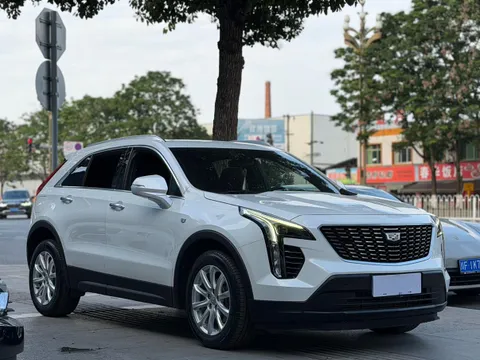 Cadillac XT4