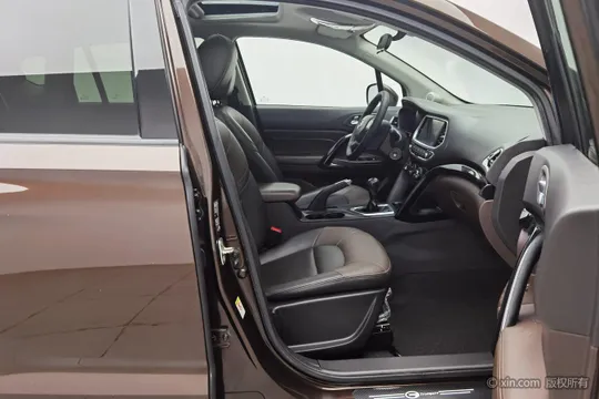 Gac GS4