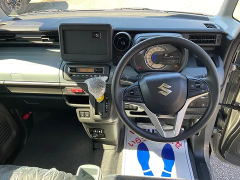 Suzuki Spacia Base
