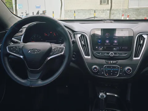 Chevrolet Malibu XL