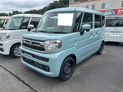 Suzuki Spacia