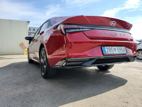 Hyundai Elantra (Avante)
