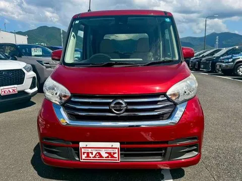 Nissan Dayz Roox