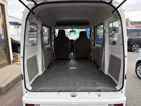 Nissan Clipper