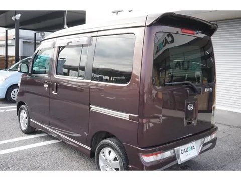 Daihatsu Atrai Wagon