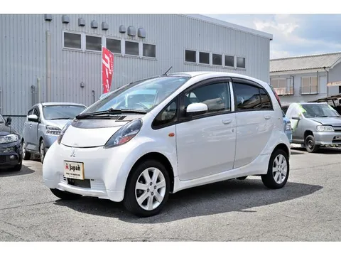 Mitsubishi I