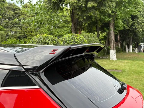 Geely Coolray (Binyue)