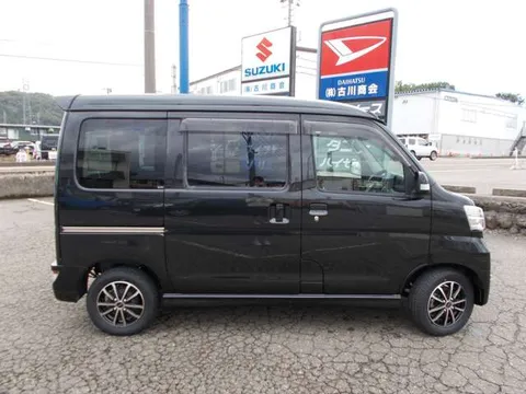 Daihatsu Atrai Wagon