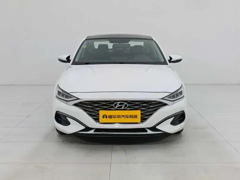 Hyundai Festa