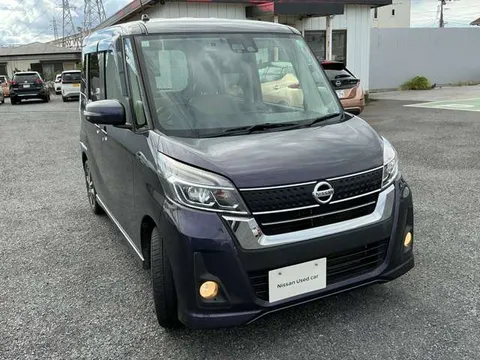 Nissan Dayz Roox