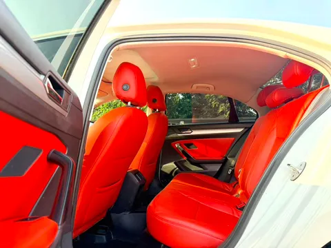 Volkswagen Lamando