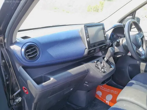 Mitsubishi eK X