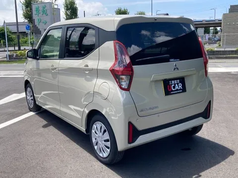 Mitsubishi eK Wagon