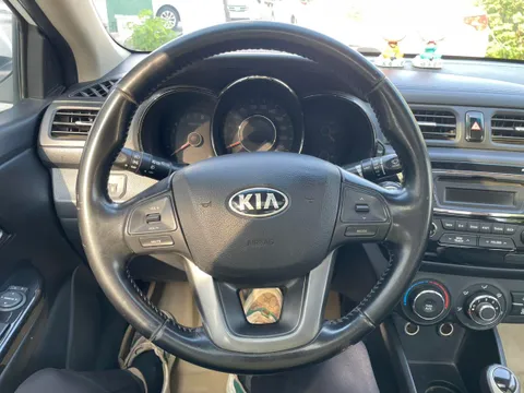 Kia K2