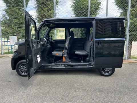 Honda N-VAN Plus Style