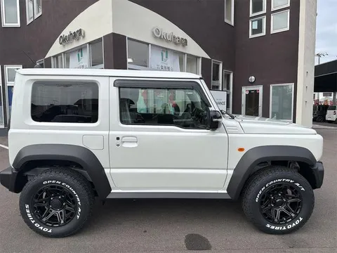 Suzuki Jimny Sierra