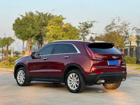 Cadillac XT4