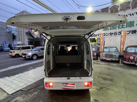 Nissan Clipper
