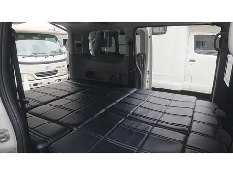 Nissan Vanette
