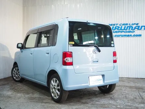 Toyota Pixis Space