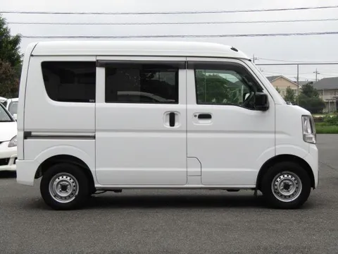 Nissan Clipper