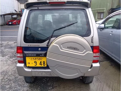 Mitsubishi Pajero Mini