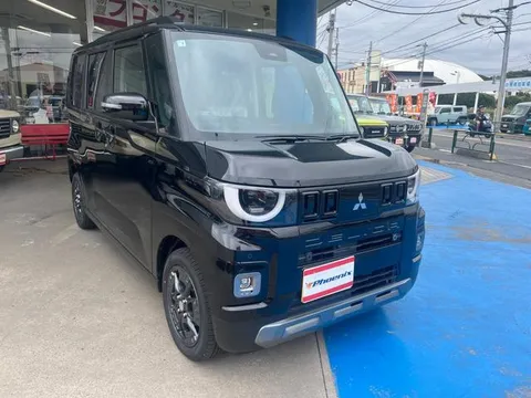 Mitsubishi Delica Mini