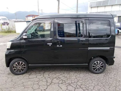Daihatsu Atrai Wagon