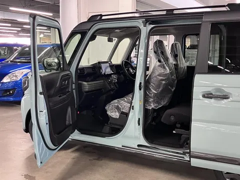 Suzuki Spacia Gear
