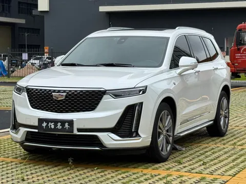 Cadillac XT6