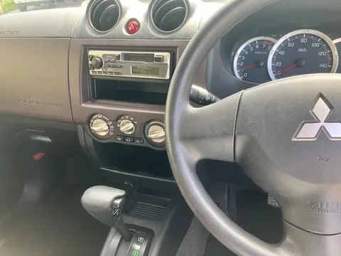 Mitsubishi Pajero Mini