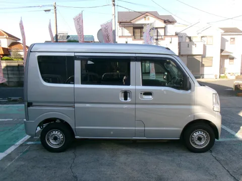 Nissan Clipper