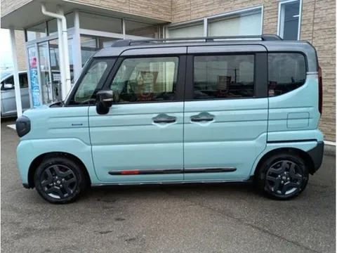 Suzuki Spacia Gear