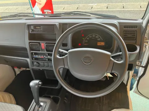 Nissan Clipper Truck
