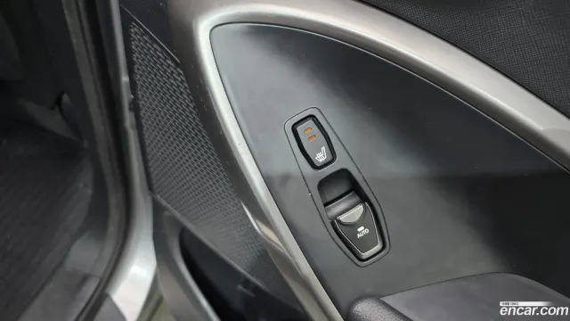 Hyundai Grand Santa Fe (Maxcruz)