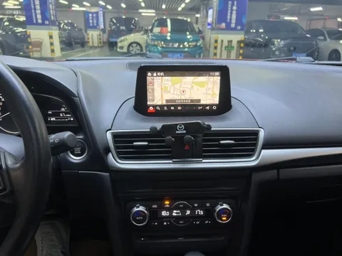 Mazda Mazda 3