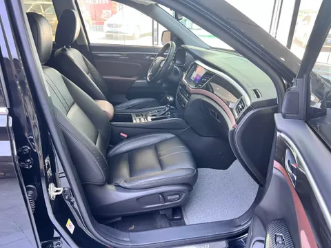 Gac GS8
