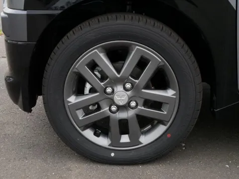 Mitsubishi Delica Mini