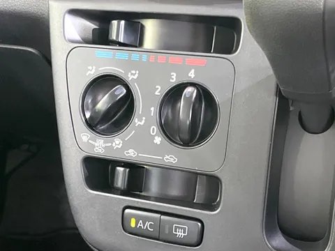 Daihatsu Mira Tocot