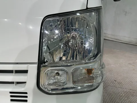 Mitsubishi Minicab Van