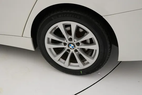 BMW BMW