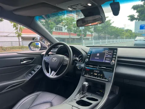 Toyota Avalon