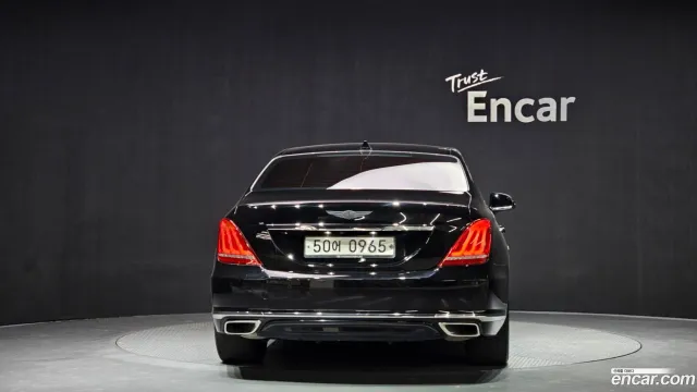 Genesis G90 (EQ900)