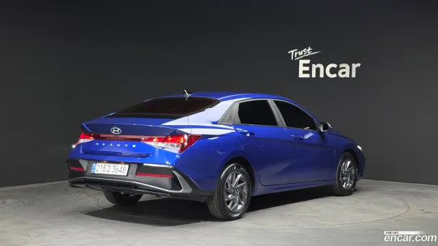Hyundai Elantra (Avante)