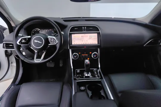 Jaguar XEL