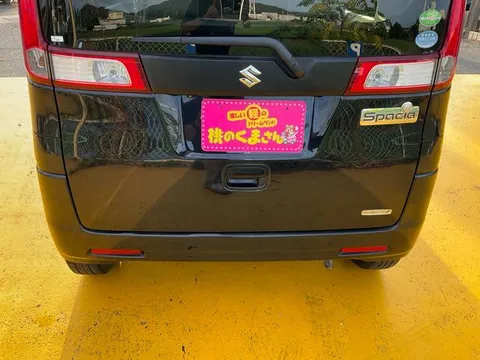Suzuki Spacia