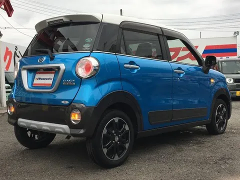 Daihatsu Cast