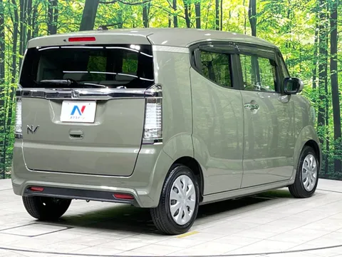 Honda N-BOX Slash