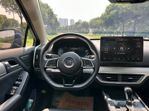 BYD Tang